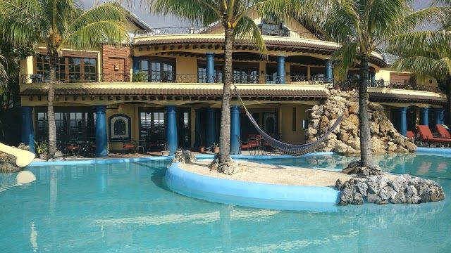 Las Rocas Resort and Dive Center